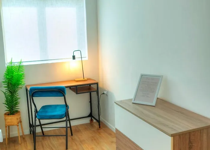 2 Bedroom 3min Walk From The Марсаскала